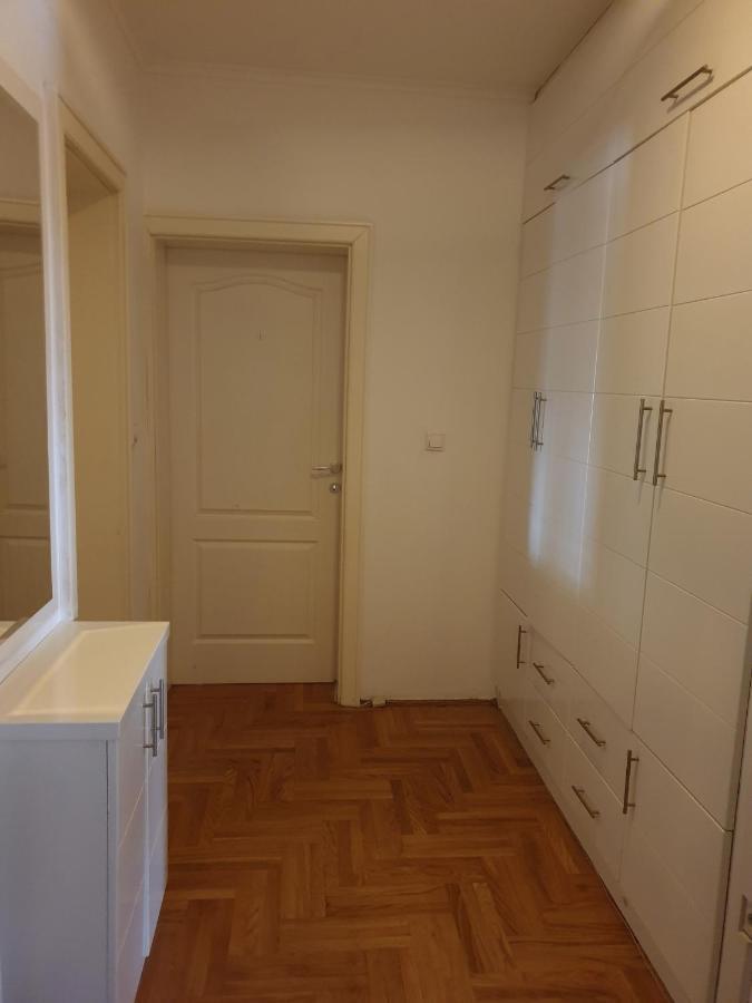 Apartman Mirage 斯雷姆斯卡米特罗维察 外观 照片